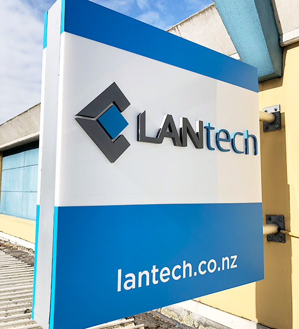 Lantech large lightbox sign